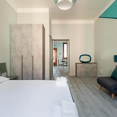 דירה Guesthost - Turquoise Mini Flat Near Fs