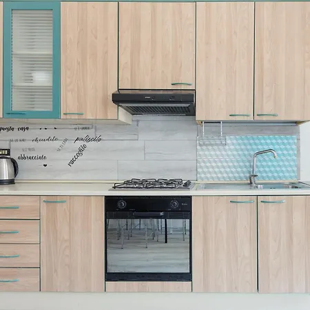 Guesthost - Turquoise Mini Flat Near Fs דירה *