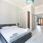 Apartman Guesthost - Turquoise Mini Flat Near Fs Milánó