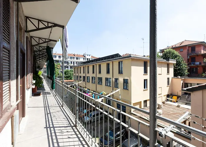 Guesthost - Turquoise Mini Flat Near Fs Apartment *