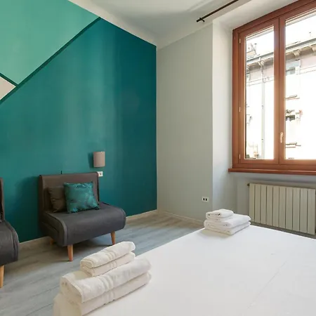Guesthost - Turquoise Mini Flat Near Fs Apartamento